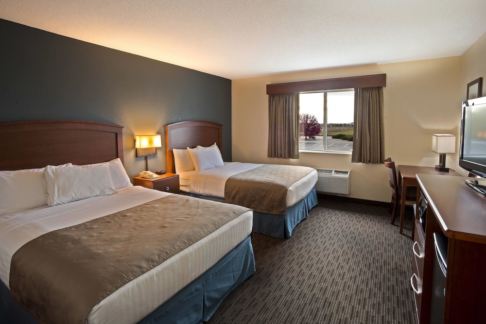 AmericInn by Wyndham Bay City 9/40