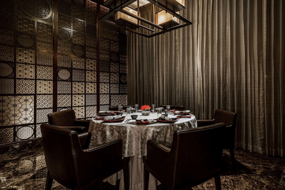 HYATT AHMEDABAD 37/50