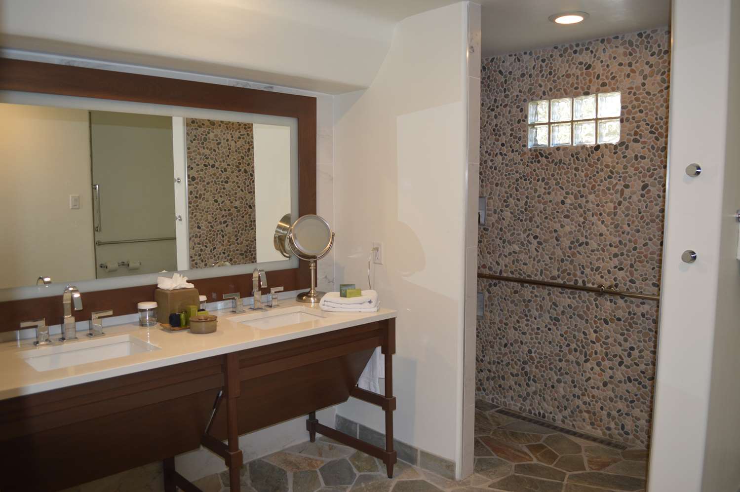 CASITA, 2 DOUBLE BEDS, ACCESSIBLE