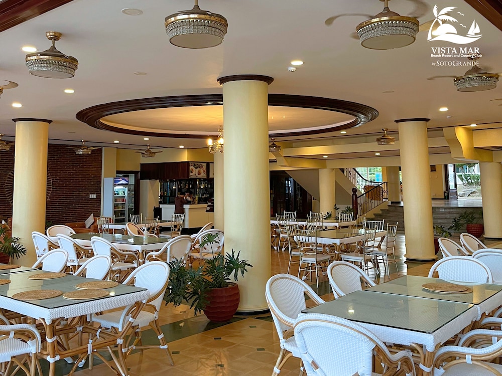 VISTA MAR BEACH RESORT AND COUNTRY CLUB 30/50