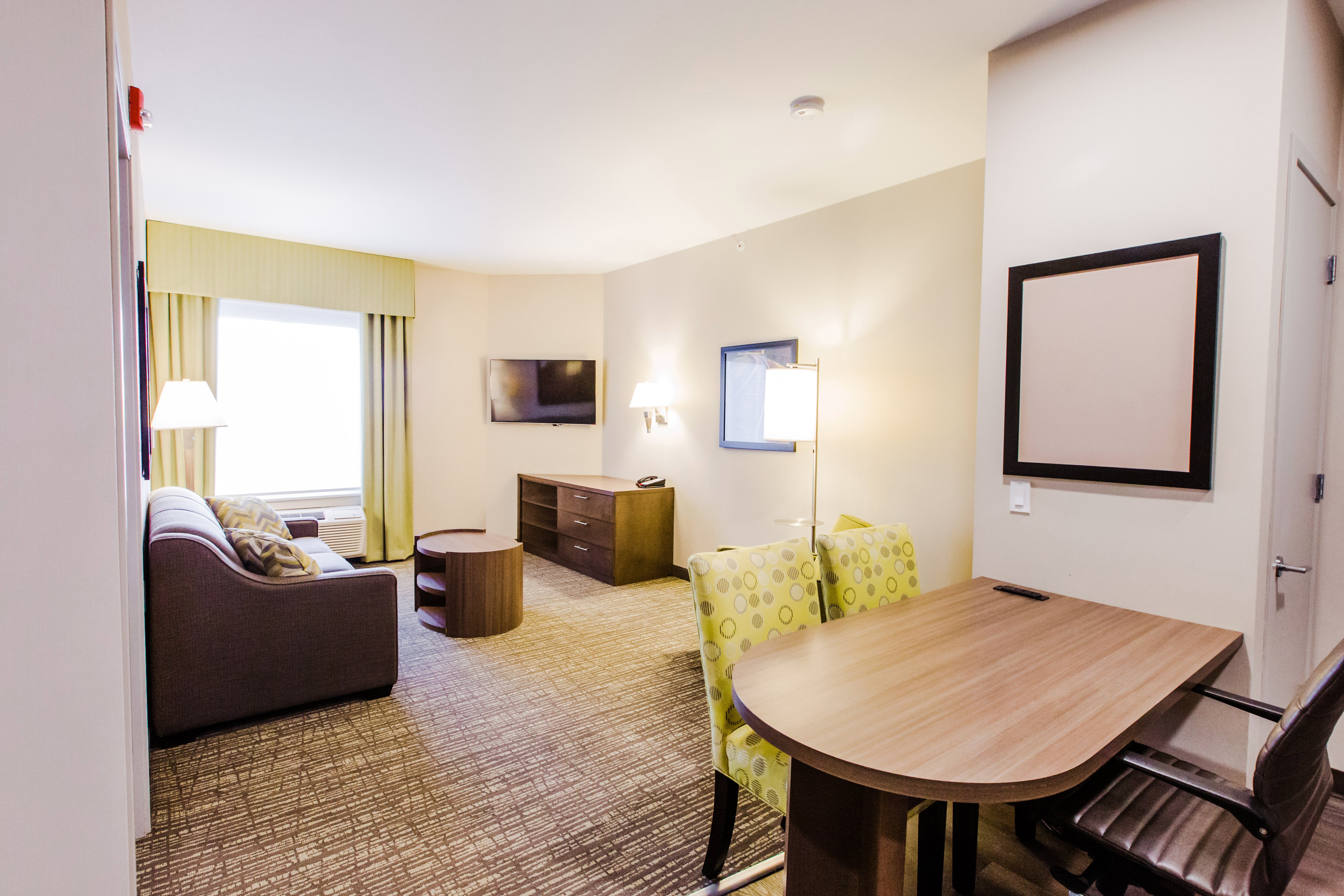 Candlewood Suites Edmonton West 53/76