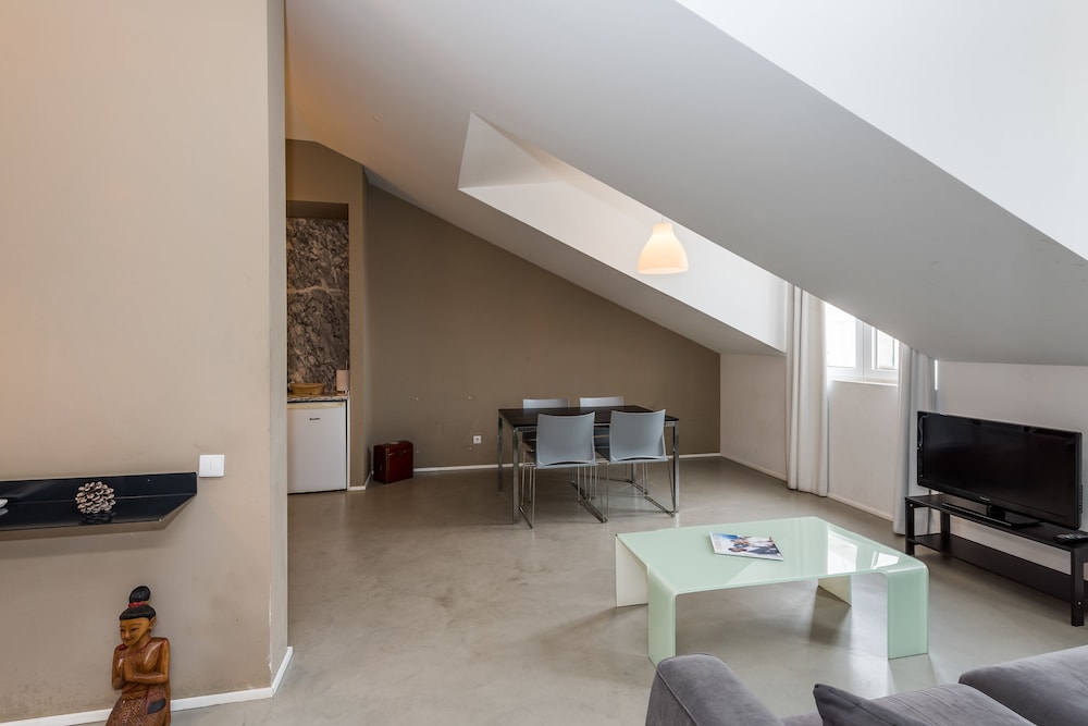 Alfama Lisbon Lounge Suites 38/50