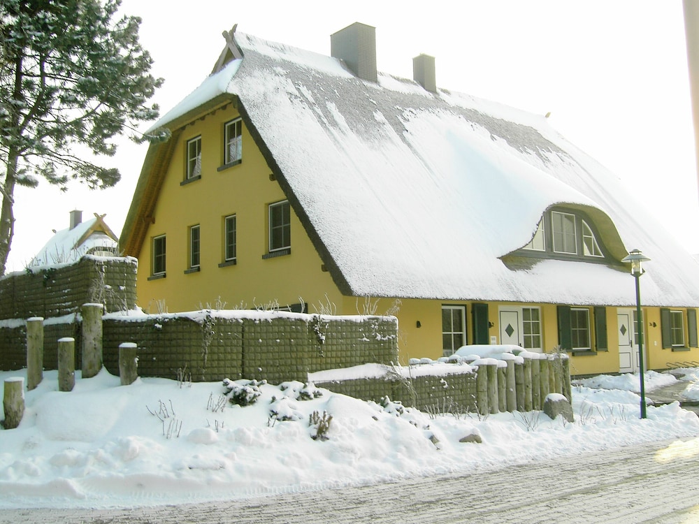 Strandhotel Fischland 4/68