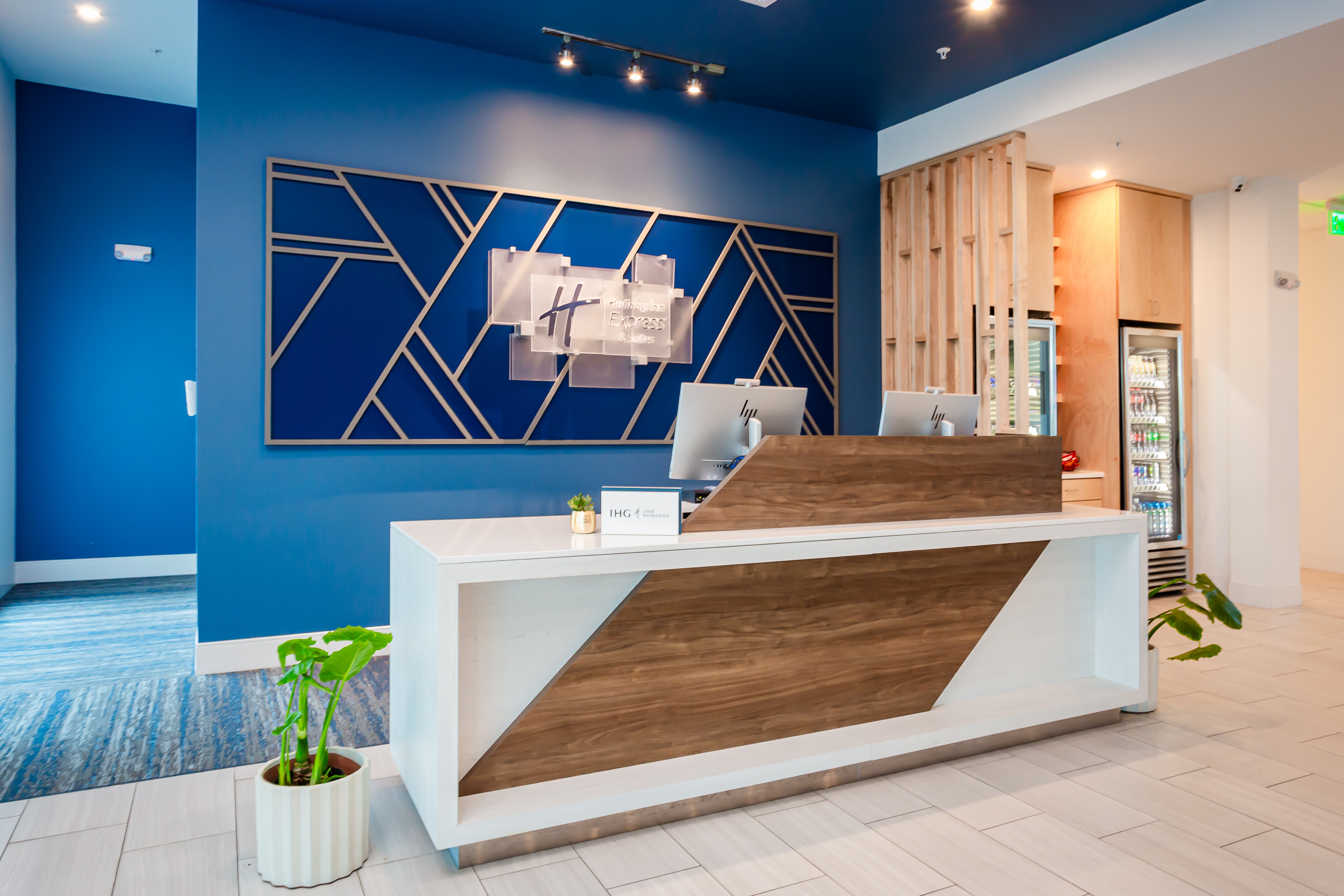 Holiday Inn Express and Suites Waco Downtown by IHG 5/40