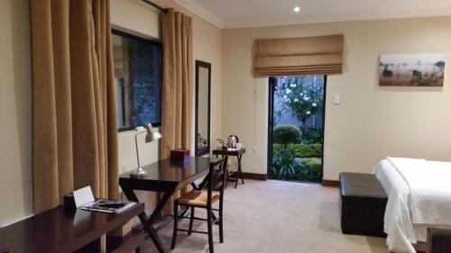 Rosebank Lodge by Claires 17/46