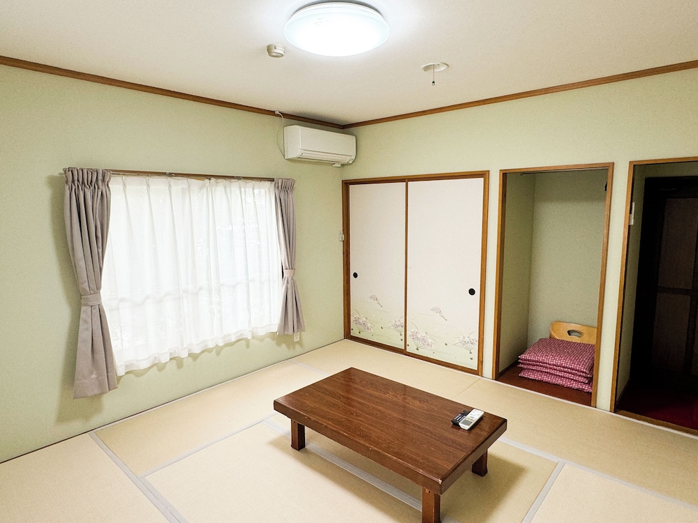 Belle Vue Nishiura 26/58