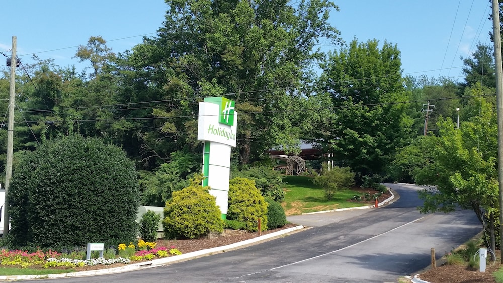 Holiday Inn Biltmore East 6/61