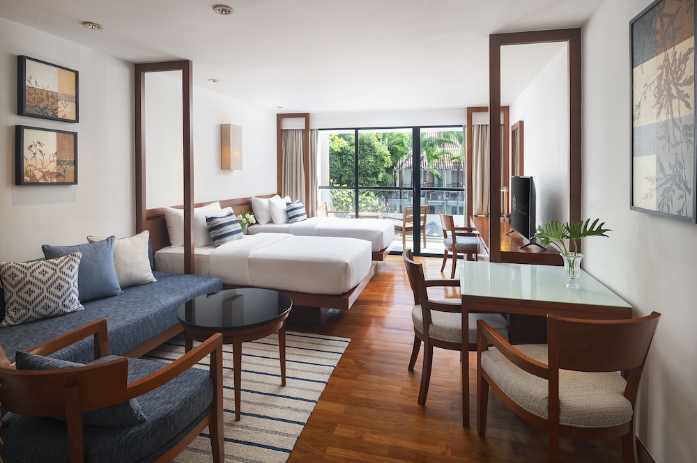 Woodlands Suites Serviced Residences 13/50