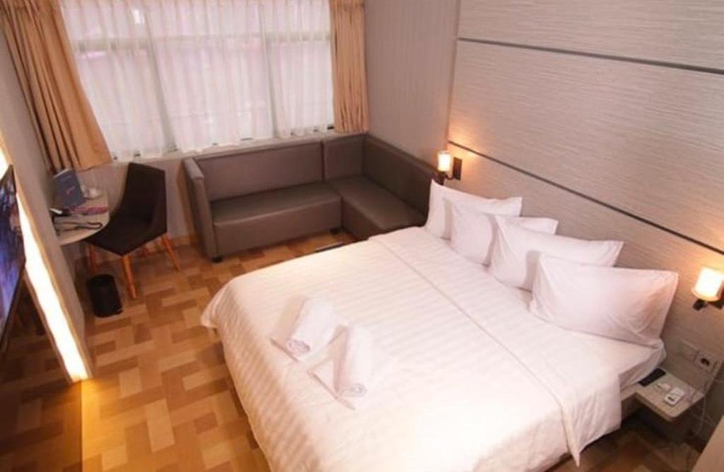 Shakti Hotel Jakarta 6/23