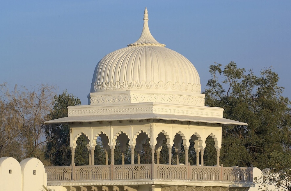 Shiv Vilas Resorts in Amer