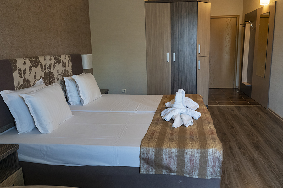 Kotva Hotel 24/66
