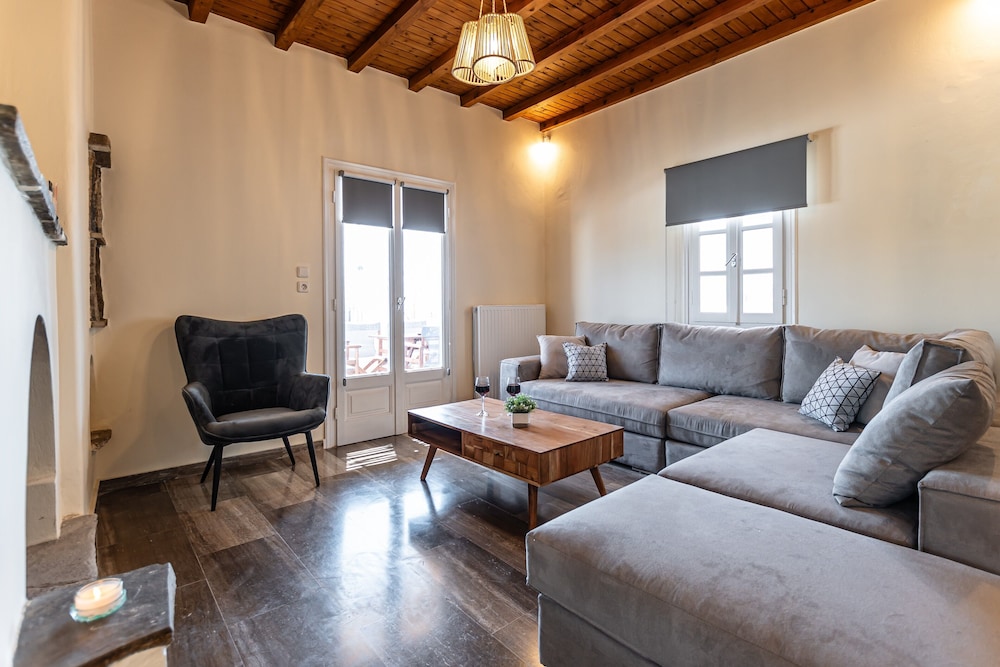 Naxian Queen Luxury Villas And Suites 43/77