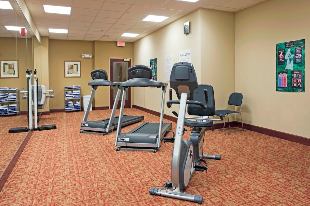 Holiday Inn Express Hotel And Suites Amarillo Sout 39/61