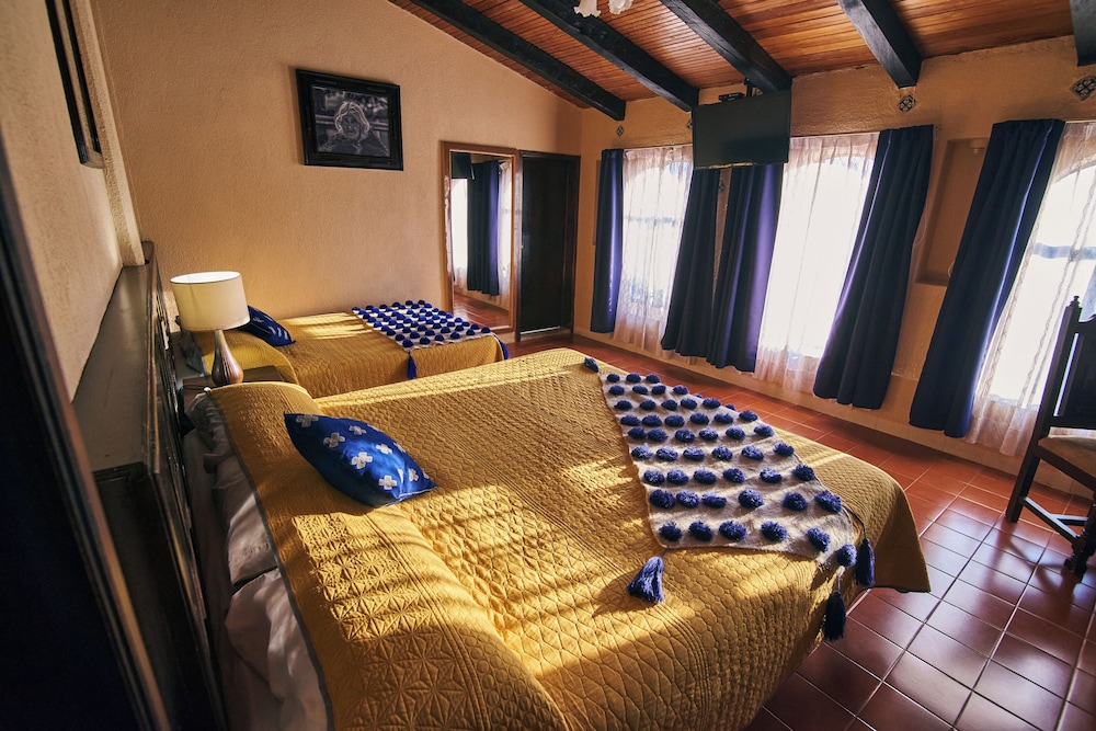 Hotel Palacio De Moctezuma 40/65