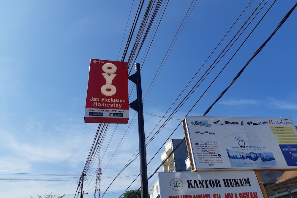 OYO 1678 Jati Exclusive Homestay 4/45