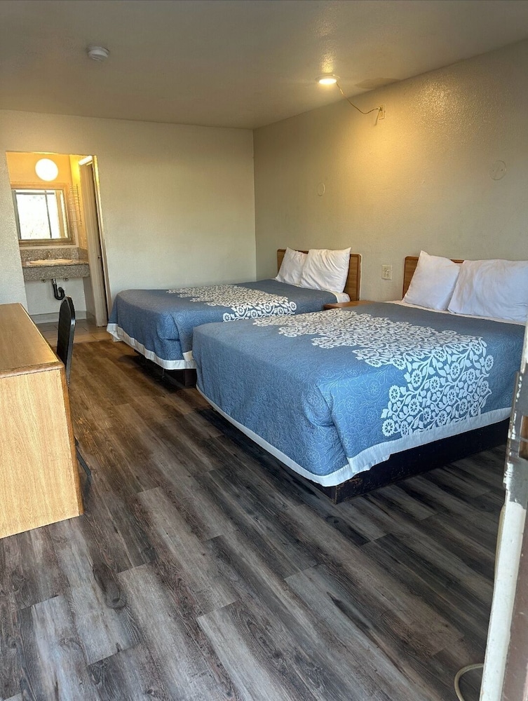 Best Economy Inn n Suites 36/67