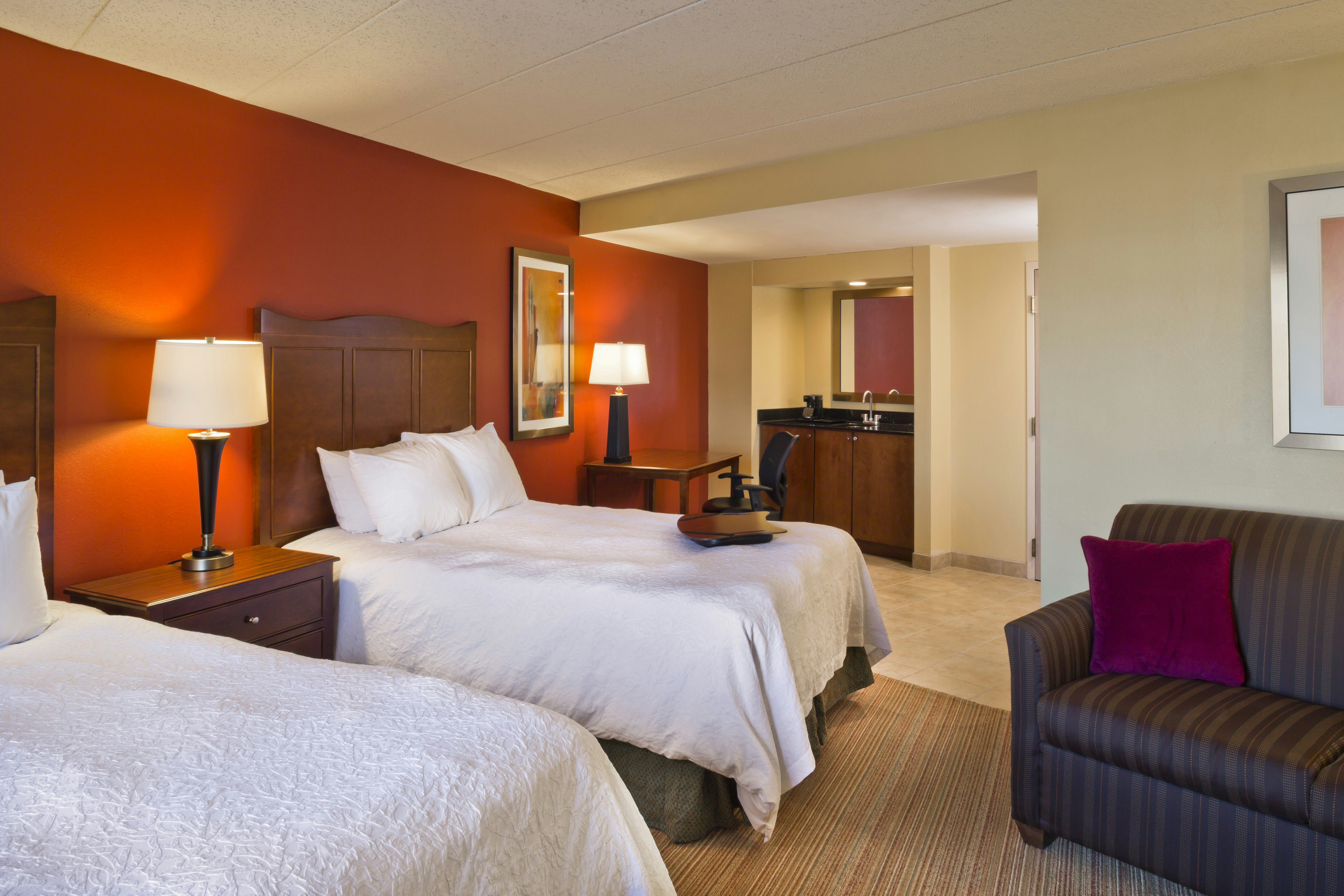 1 BEDROOM, SUITE, 2 DOUBLE BEDS