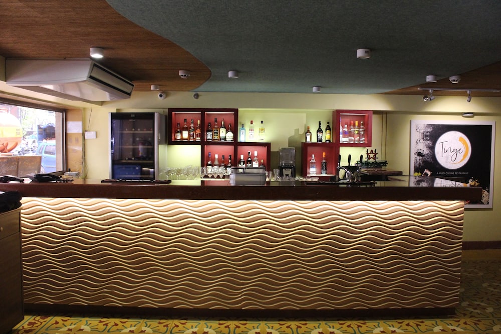 Hotel Delmon 8/31