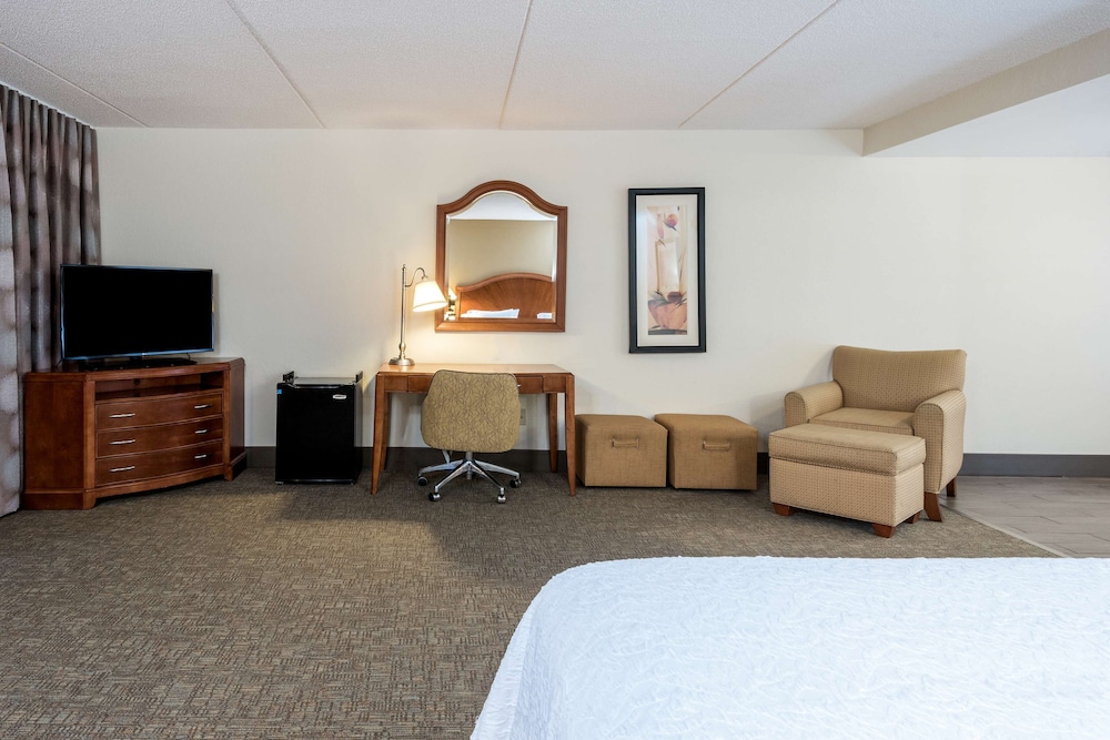 Hampton Inn Roanoke/Hollins - I-81 21/37
