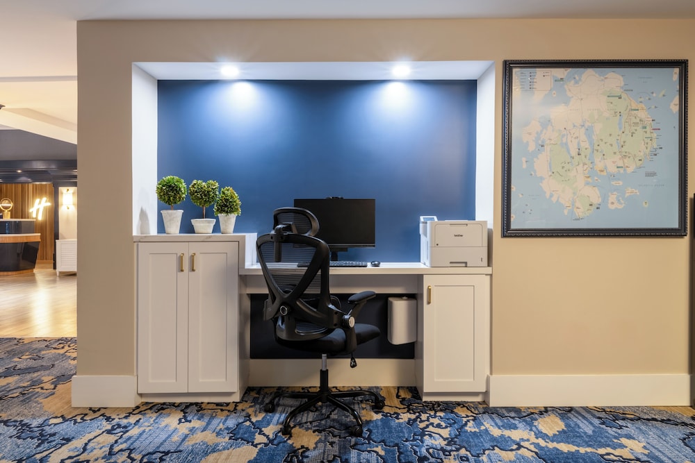 Holiday Inn Resort Bar Harbor Acadia Natl Park 35/50
