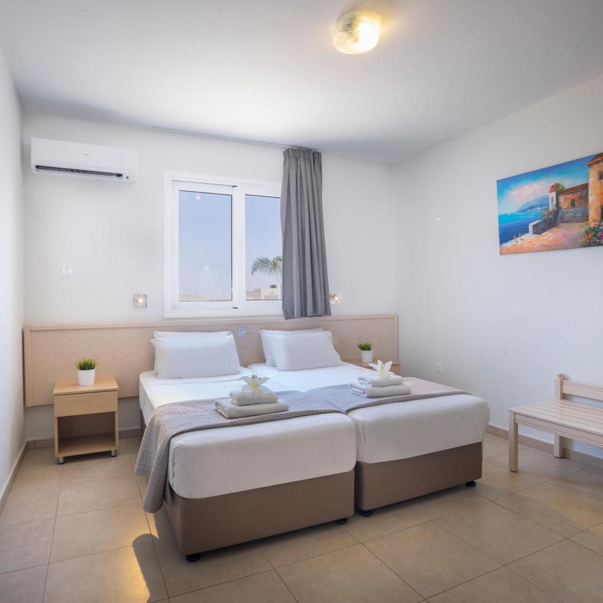 2 BEDROOMS, APARTMENT