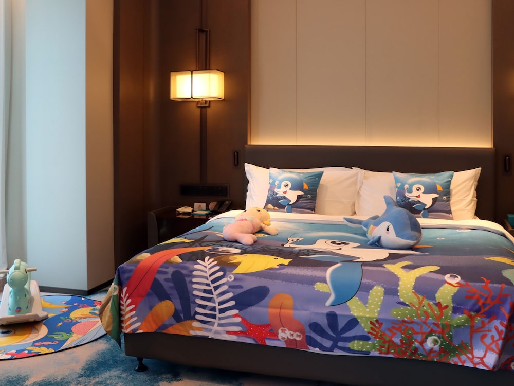 Theme, Ocean, Family, King Bed