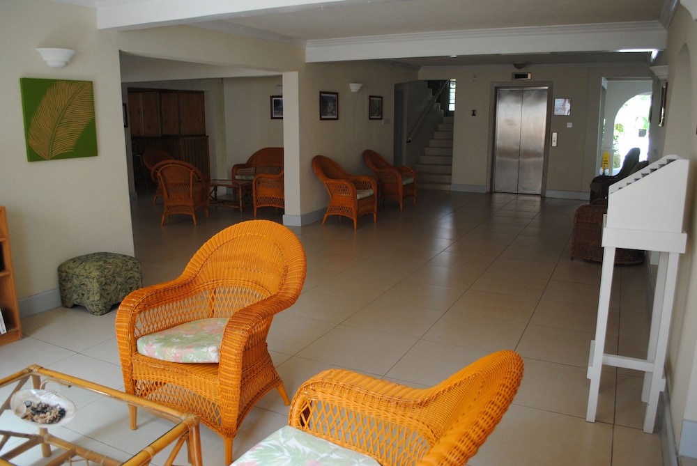 Sunbay Hotel 40/63