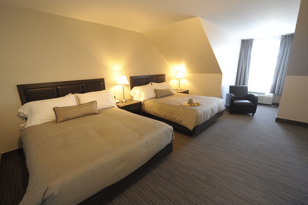 Travelodge by Wyndham Roberval 12/40