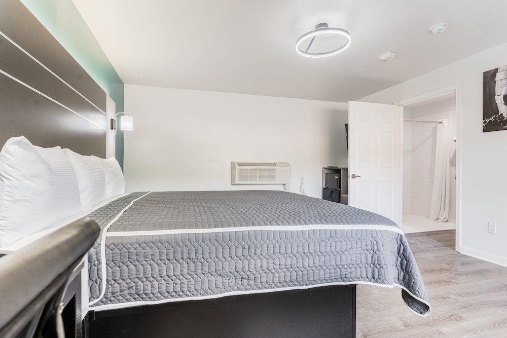 Budget Inn North Kingstown 6/29