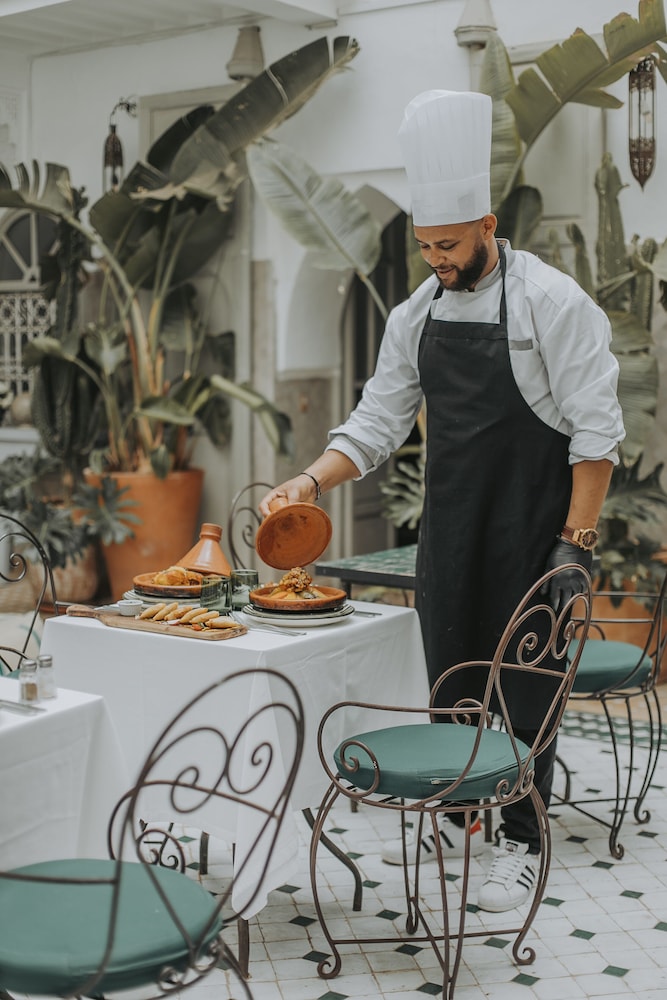 Riad Oriental Glory and Spa 10/69