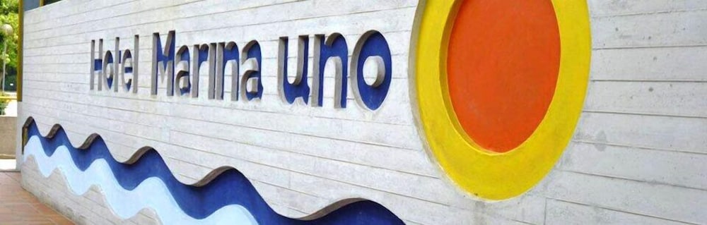 Marina Uno 7/33