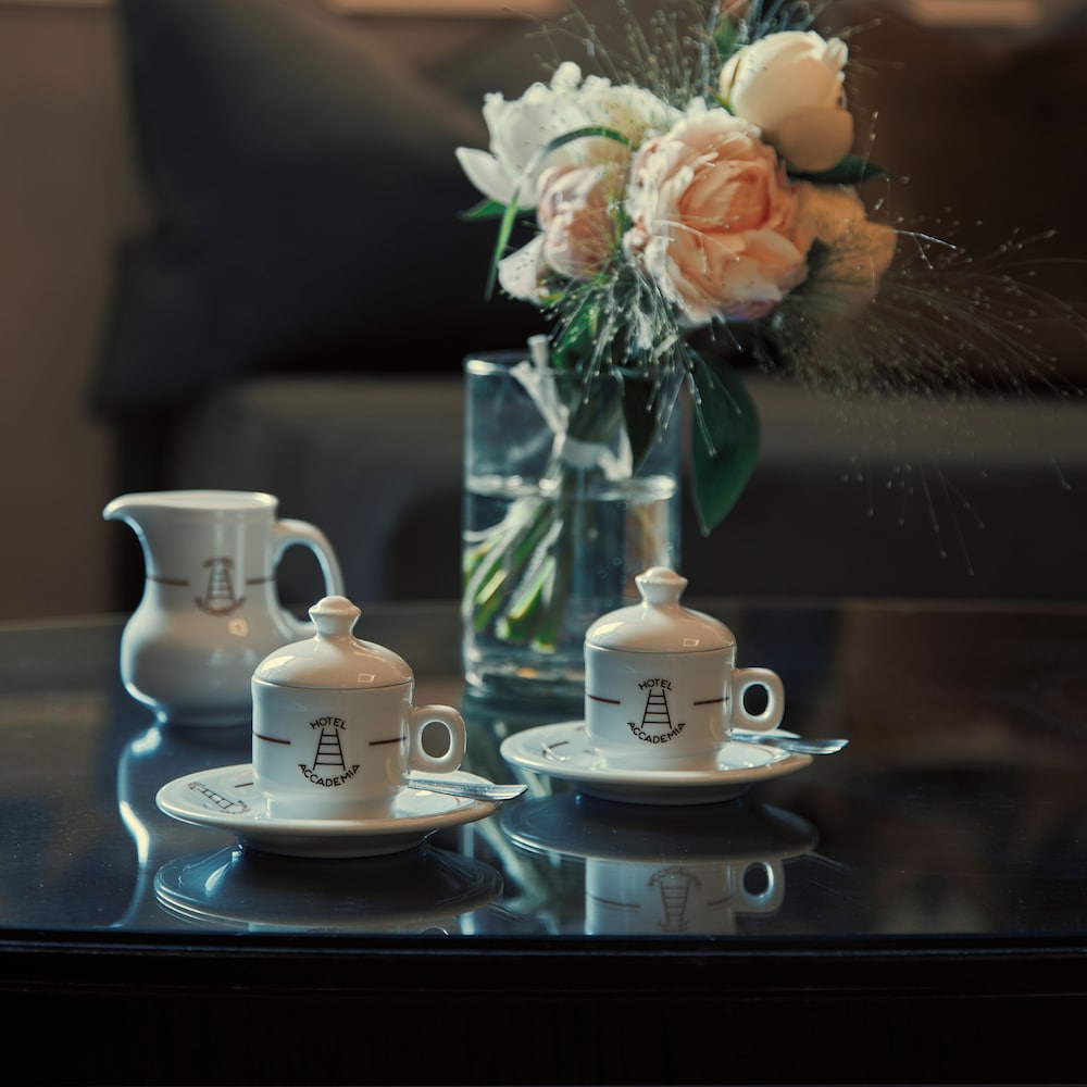 Hotel Accademia Verona 39/80