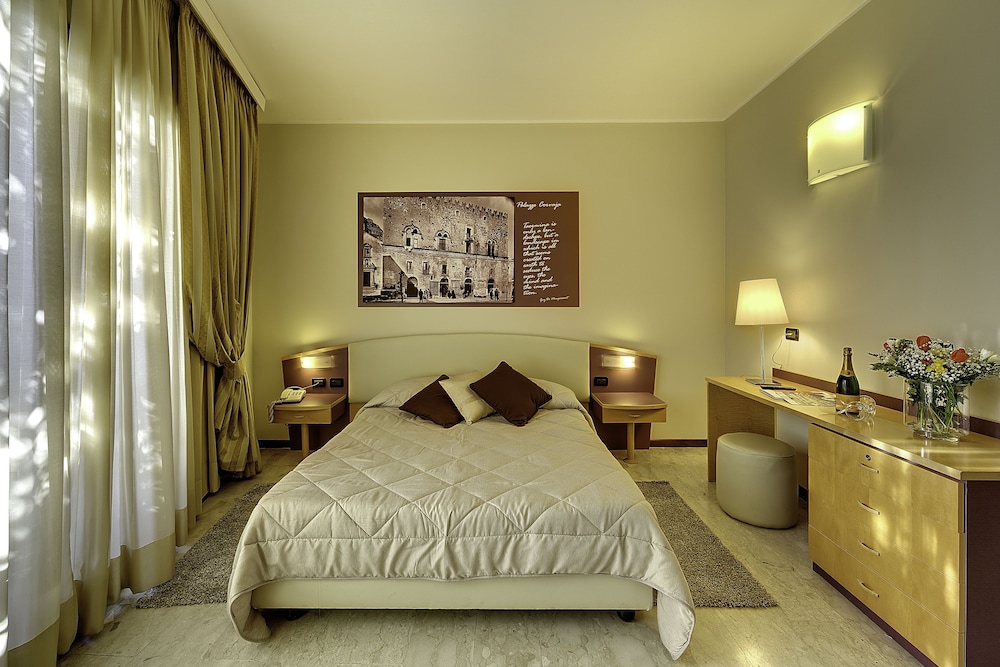 Hotel Ariston and Palazzo Santa Caterina 12/50