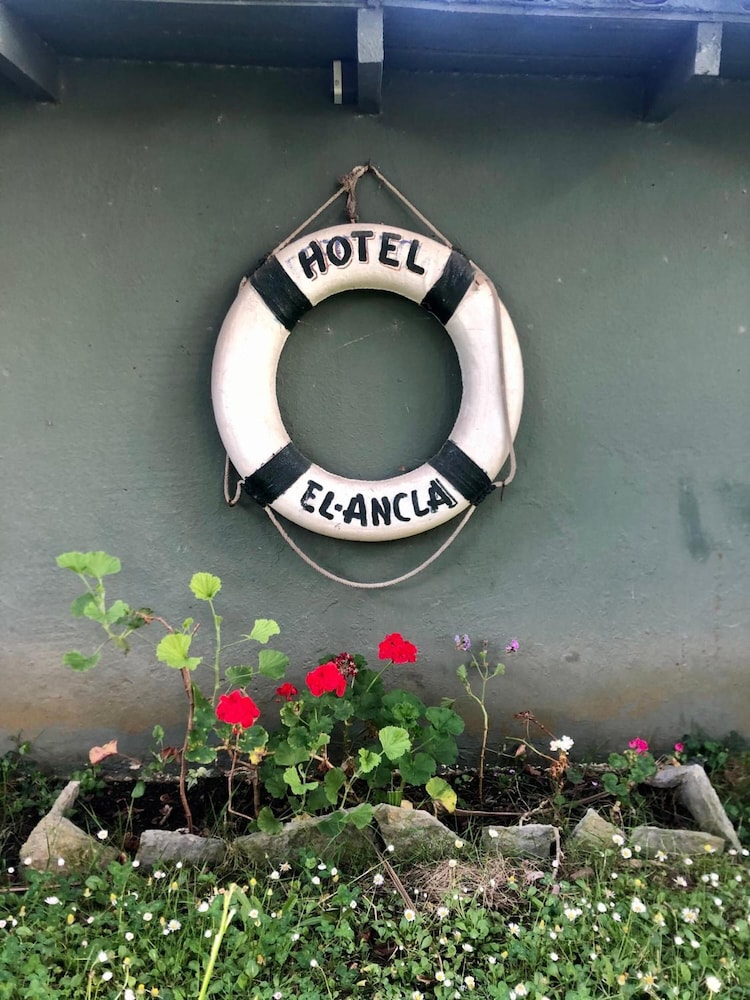 Hotel el Ancla 19/40