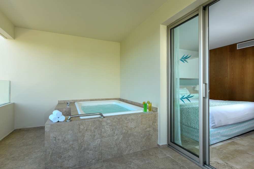 Privilege Aluxes Isla Mujeres - Adults Only 22/68
