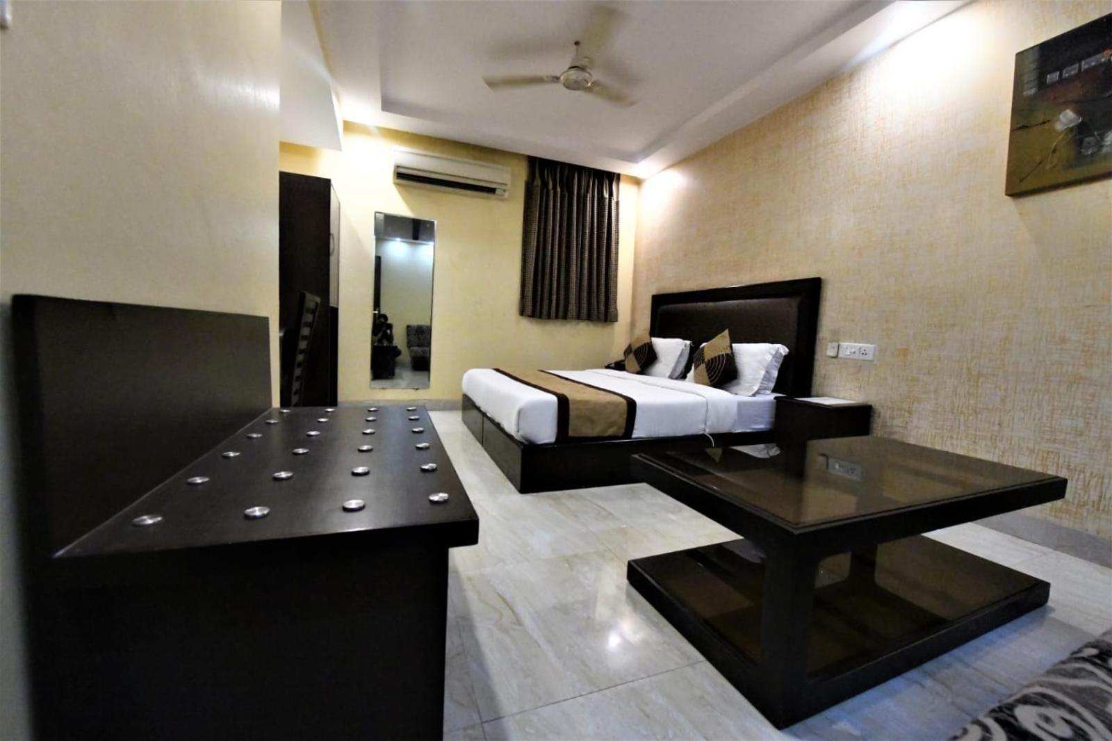 HOTEL KINGSTON PARK 14/55