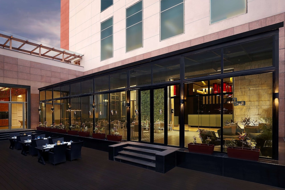 RADISSON BLU HOTEL GUWAHATI 41/48