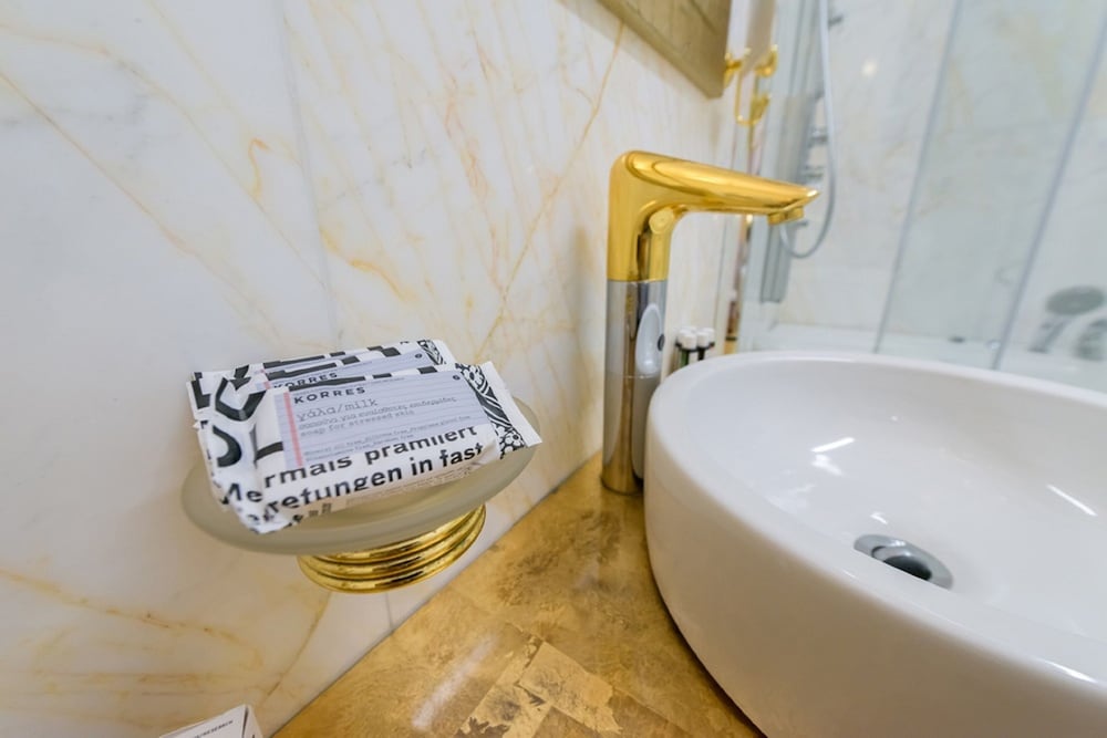 Fiscardonna Luxury Suites 28/50