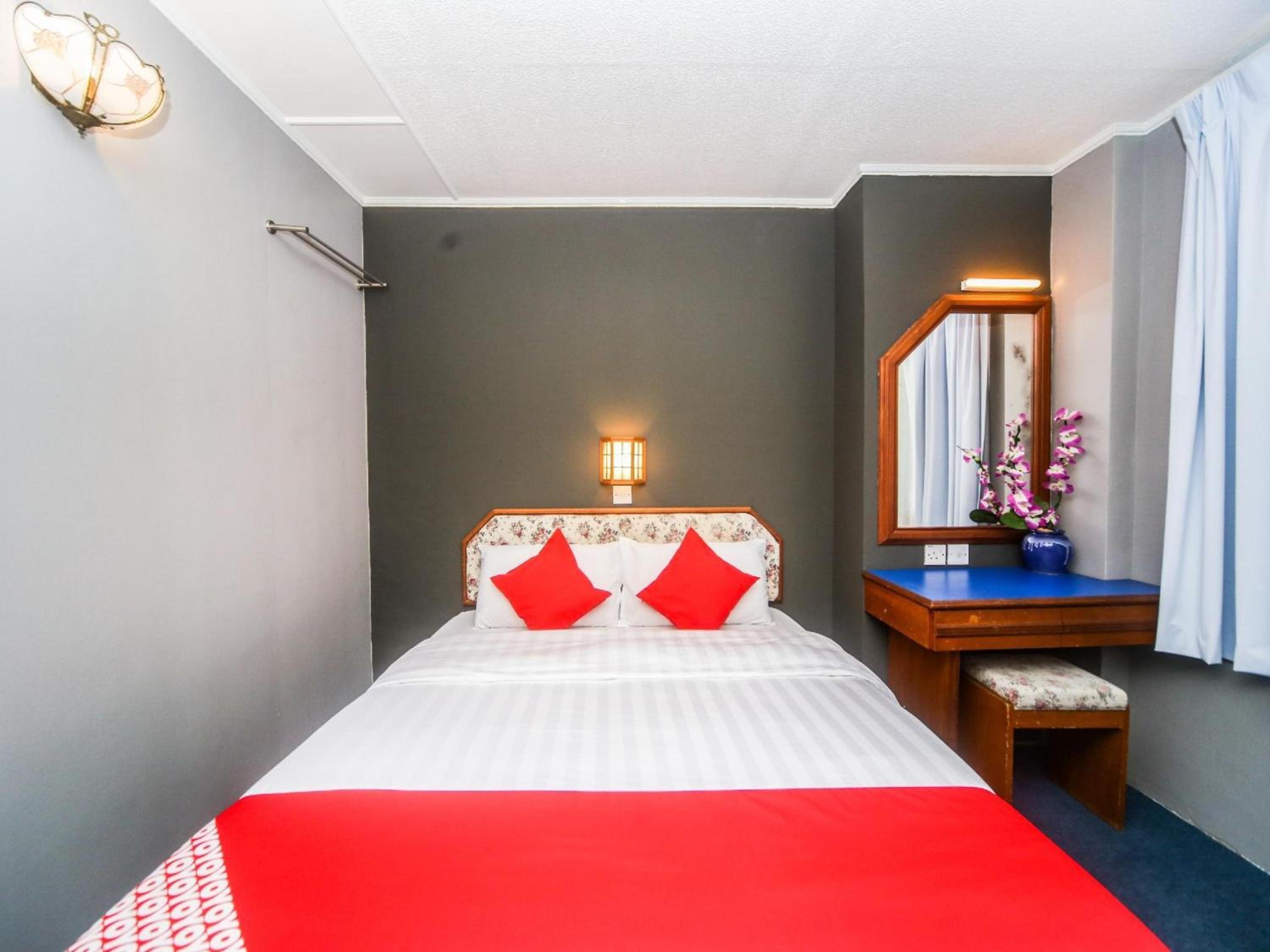 Oyo 1026 Hotel Lutana 34/39