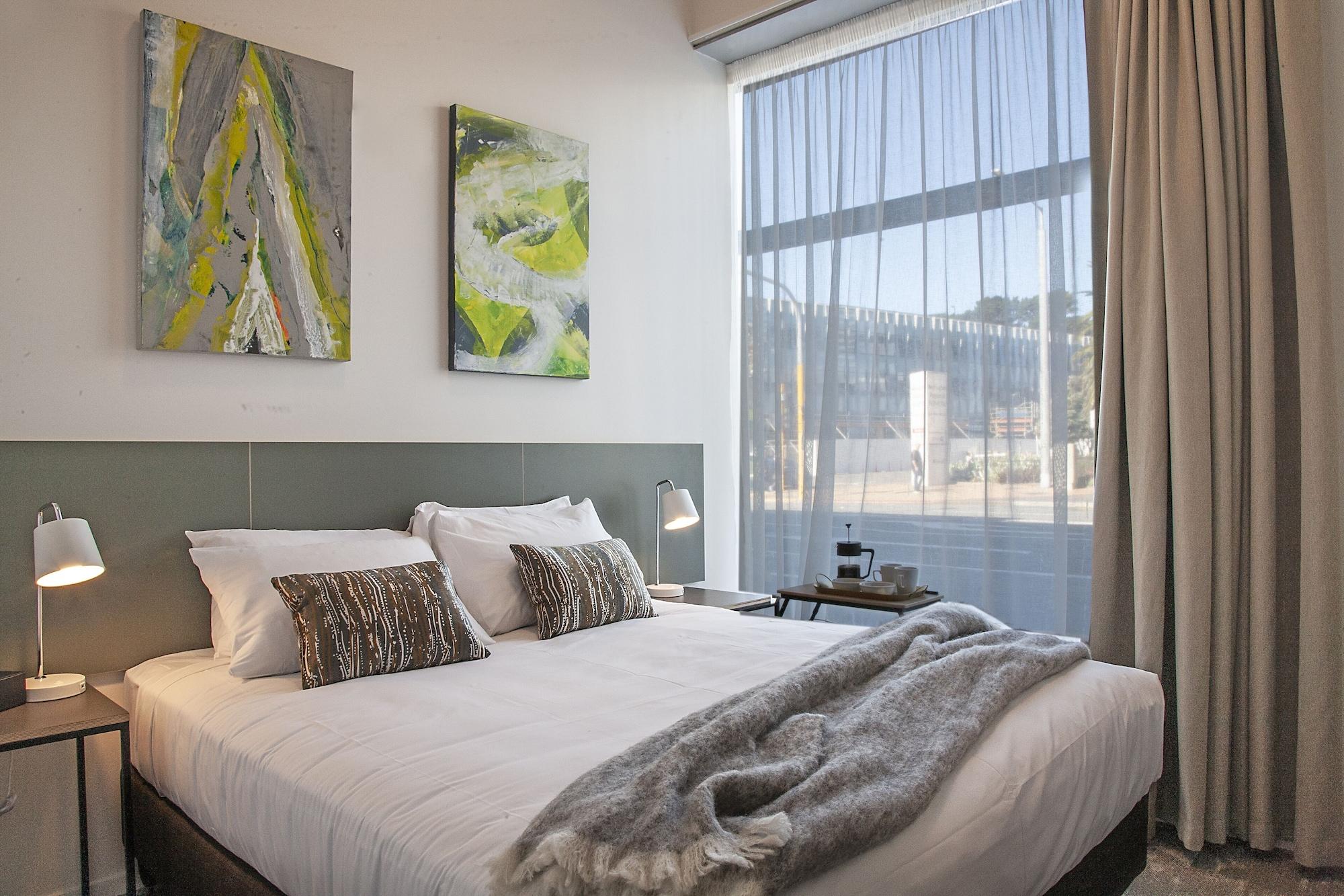 Deluxe Two Bedroom Apartment