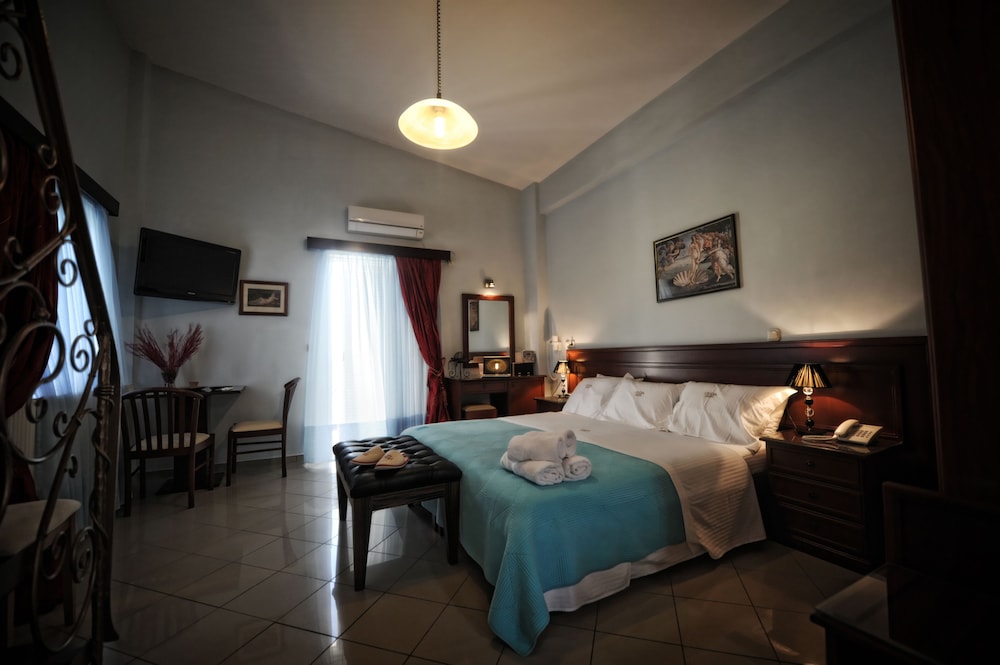 Irida Resort Suites 40/78