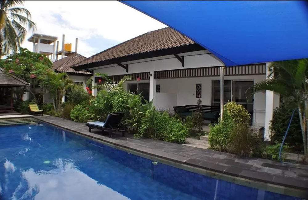 Gili Palms Resort 10/67