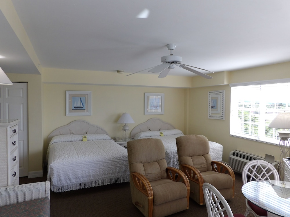 Edison Beach House 32/50