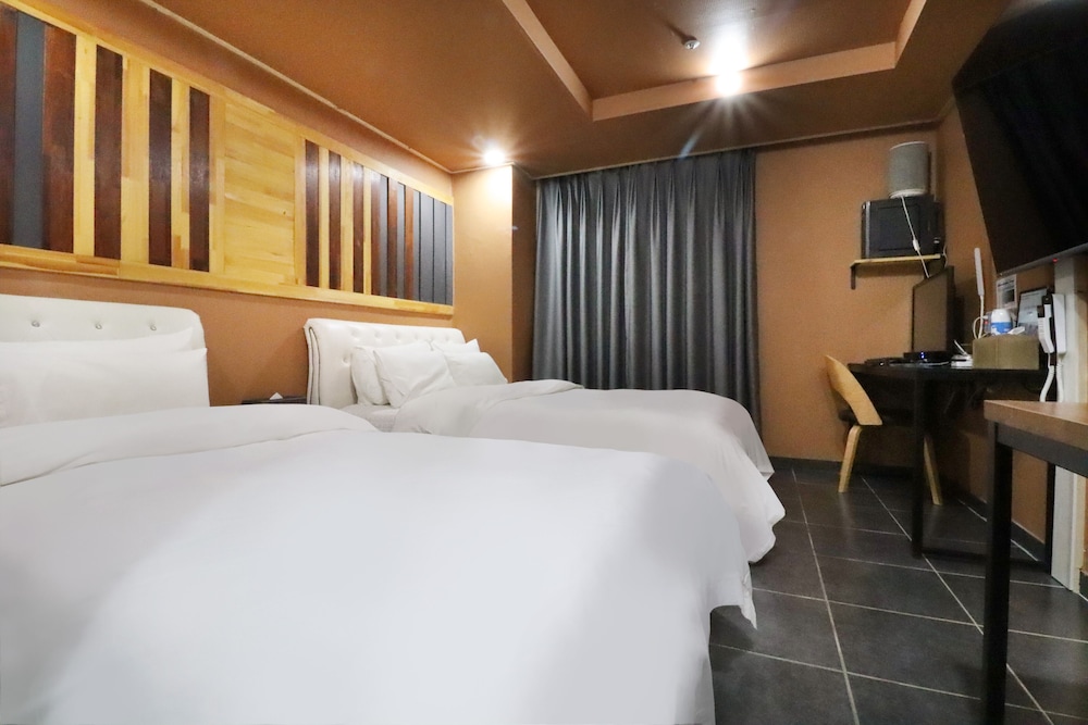 Hotel Don 12/50