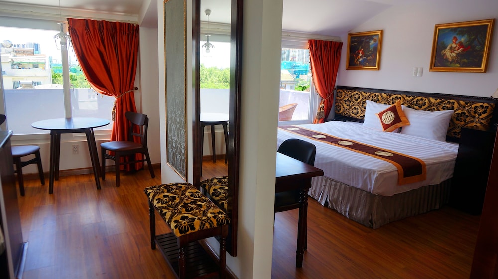 Collection O Emerald Luxury Apartment - Near SECC 27/47