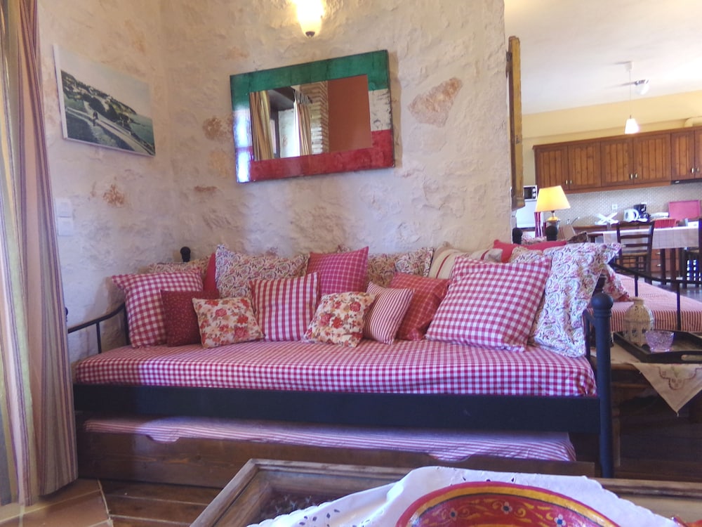 Alegria Villas 30/48