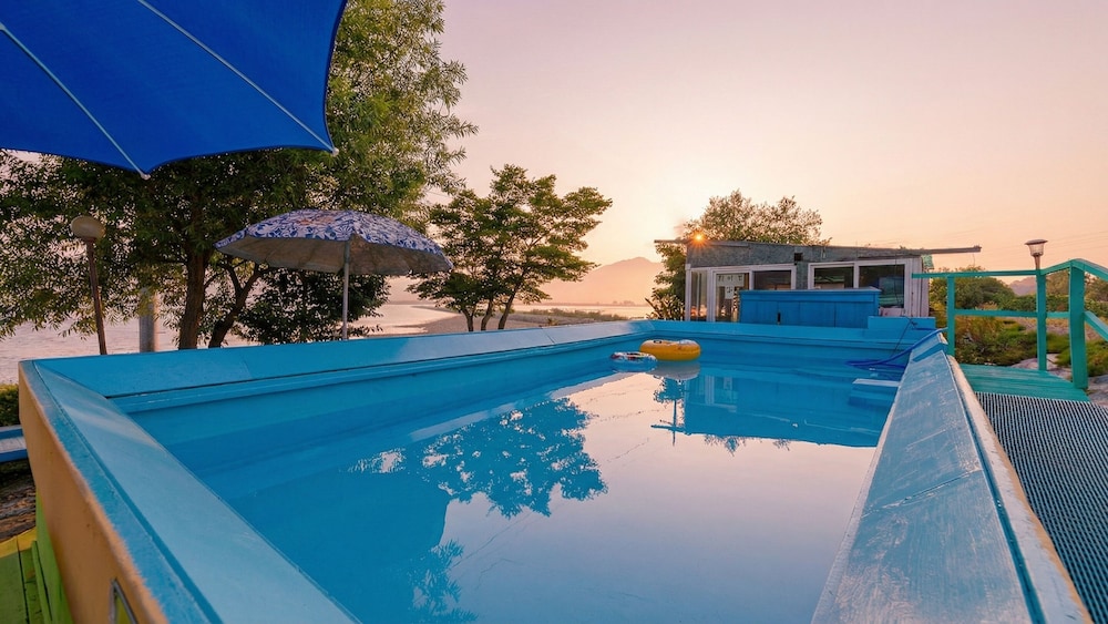 Ganghwa Badatgashimteo Pension 26/50