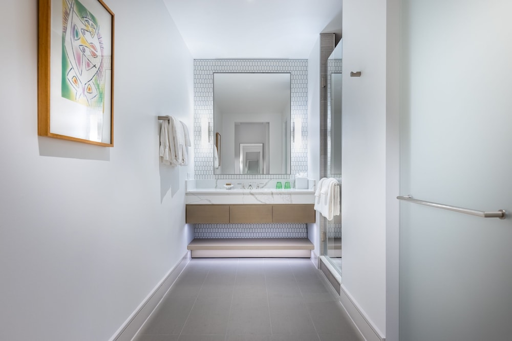 Tower, Standard, 2 Queen Beds, Balcony، La Colombe d Or 4/4