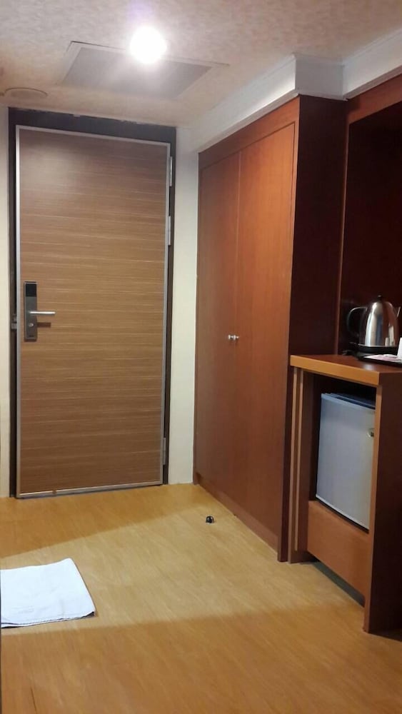 Long Siang Hotel 5/33