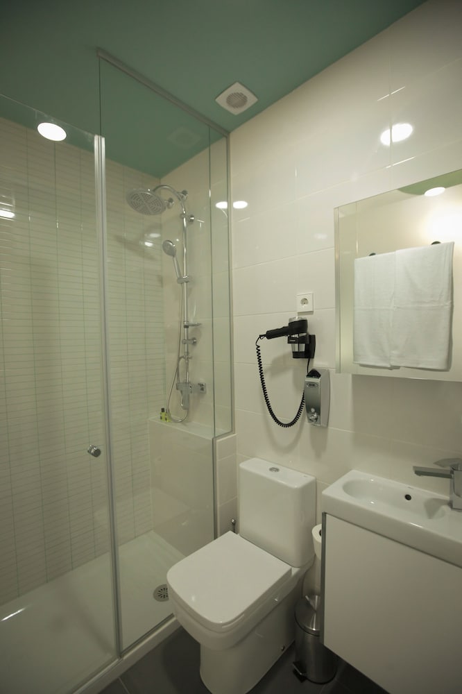 غرفة مفردة بسرير مزدوج، Vitium Urban Suites 9/10
